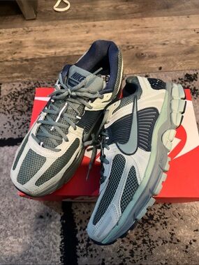 Nike Men’s Athletic Sneakers